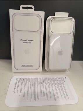 Apple iPhone 17 Pro Max Clear Case - Transparent Magsafe